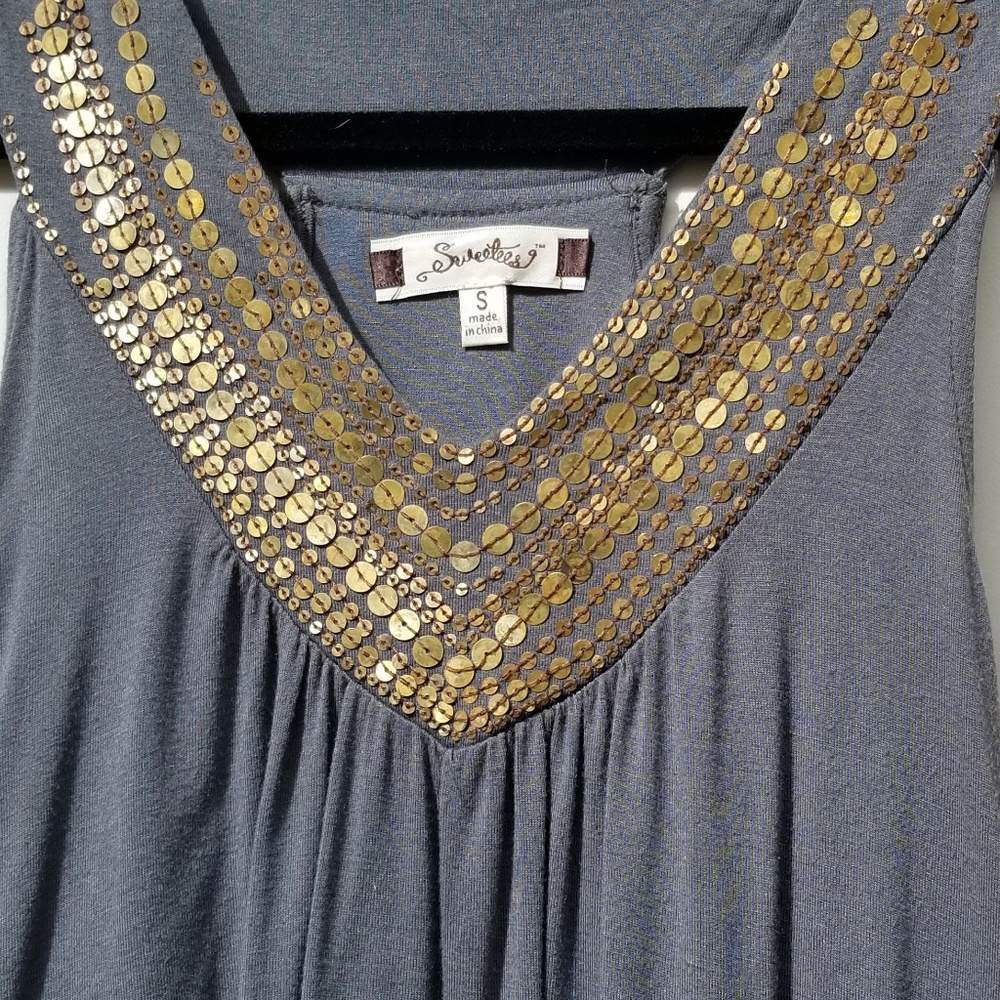 Grey top - Picture 2 of 3